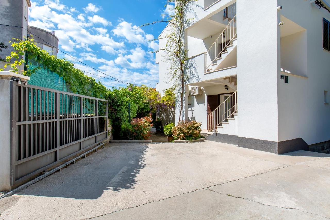 Apartment Nives In The City Center - Free Parking Split Ngoại thất bức ảnh
