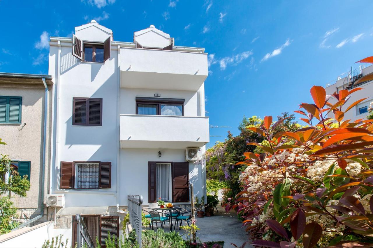 Apartment Nives In The City Center - Free Parking Split Ngoại thất bức ảnh