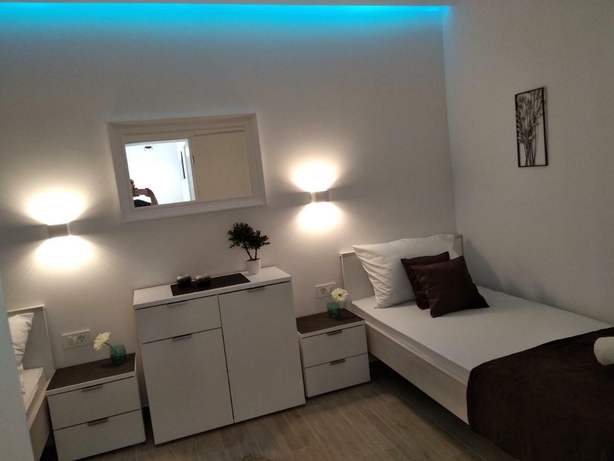 Apartment Nives In The City Center - Free Parking Split Ngoại thất bức ảnh