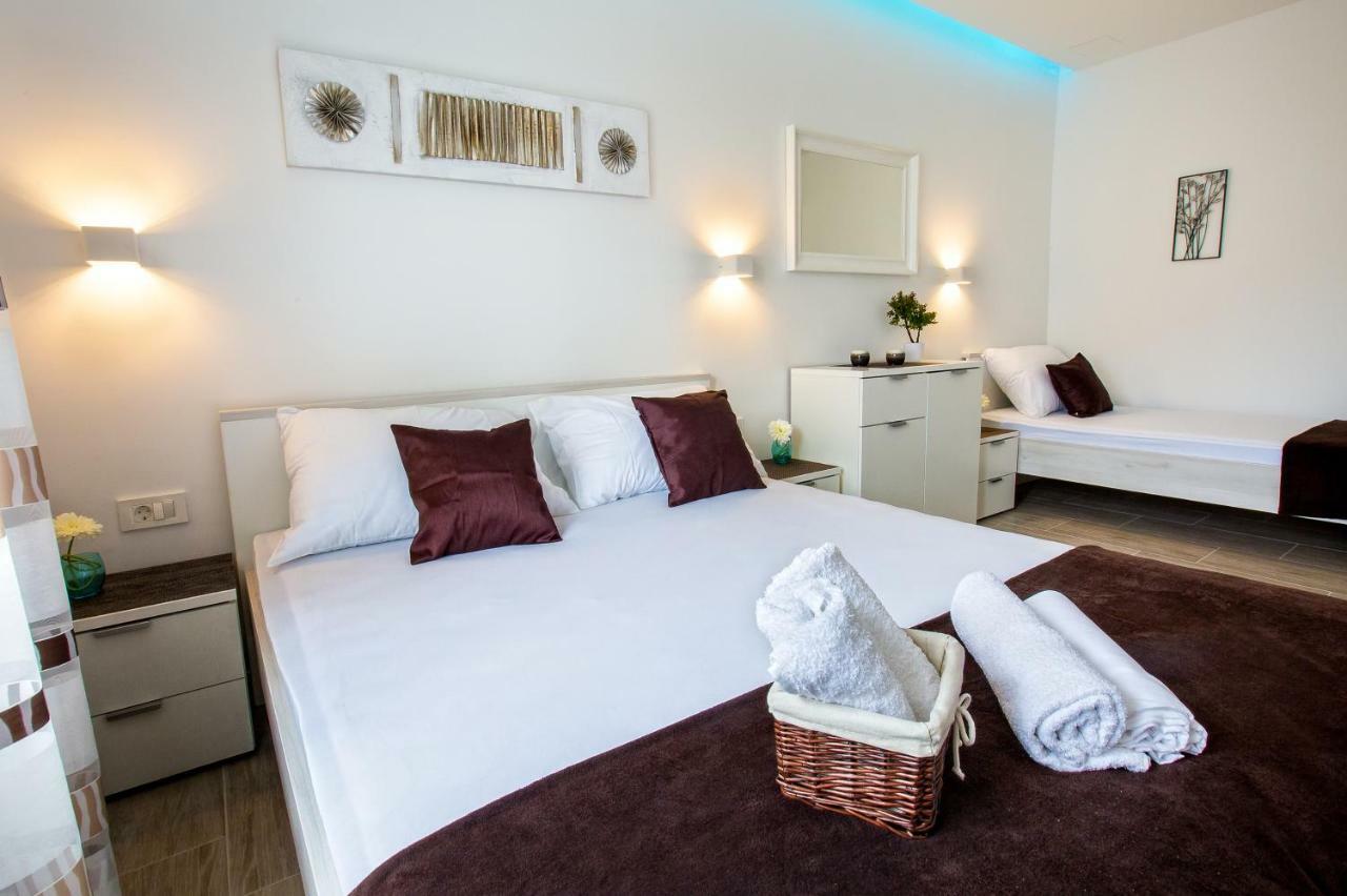 Apartment Nives In The City Center - Free Parking Split Ngoại thất bức ảnh
