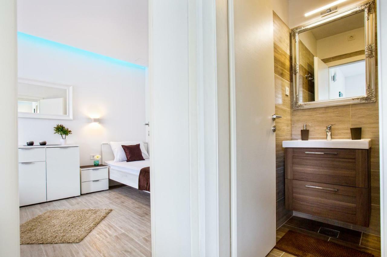 Apartment Nives In The City Center - Free Parking Split Ngoại thất bức ảnh