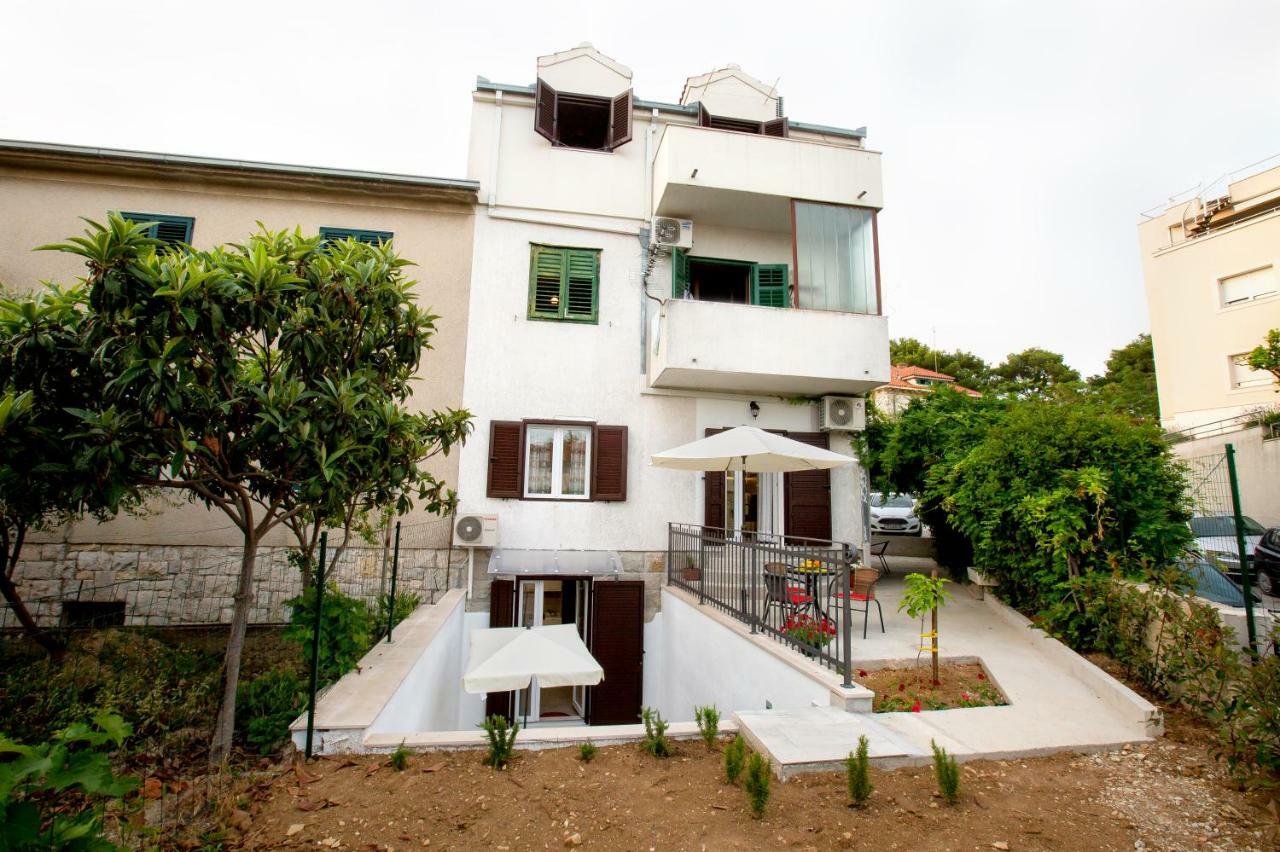 Apartment Nives In The City Center - Free Parking Split Ngoại thất bức ảnh