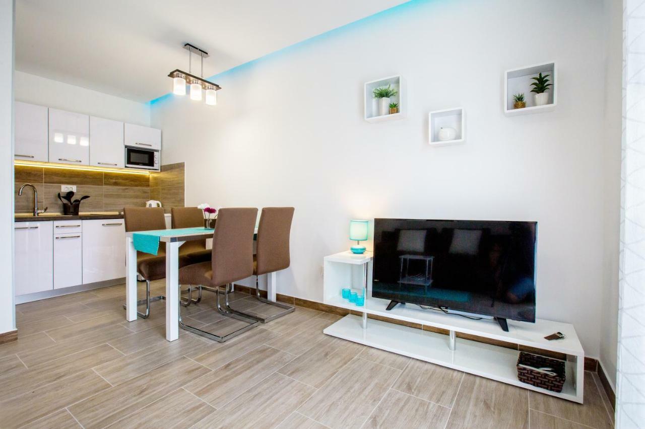 Apartment Nives In The City Center - Free Parking Split Ngoại thất bức ảnh