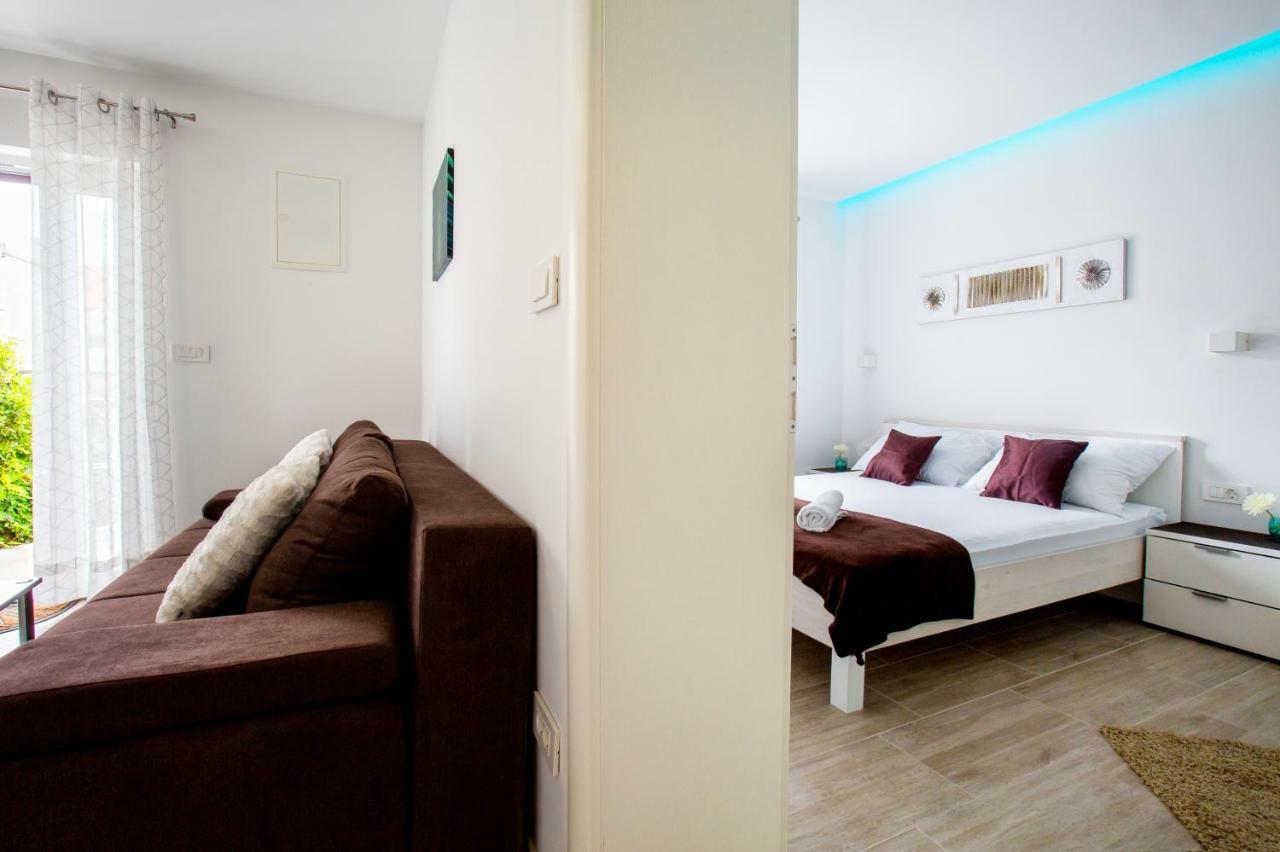 Apartment Nives In The City Center - Free Parking Split Ngoại thất bức ảnh